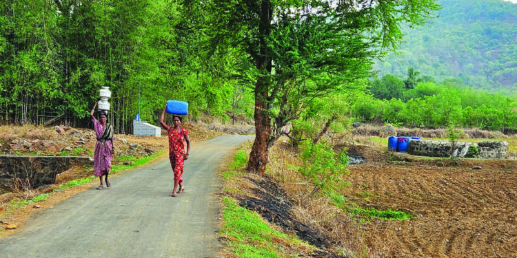 महाडमध्ये सात वाड्यांना पाणी टंचाईच्या झळा
