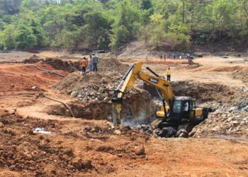 धरण साठवण क्षेत्रांत पारदर्शकता नाही