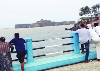 जंजिरा जलदुर्ग रविवारी निर्मनुष्य