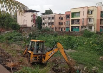 नेरळ ग्रामपंचायतीकडून नालेसफाईला वेग