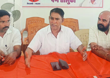 खासदारांनी पाच वर्षात कोणती कामे केलीः पंडित पाटील