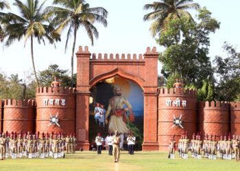 जिल्ह्यात महाराष्ट्र दिन उत्साहात