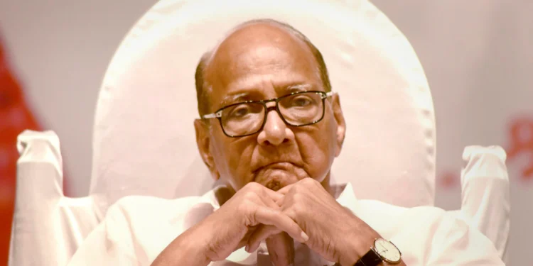 शरद पवार यांची प्रकृती बिघडली