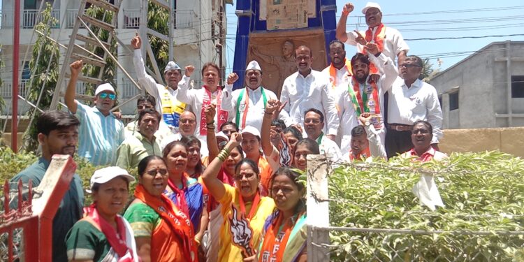 प्रकल्पग्रस्तांचे स्वप्न पुर्ण करणारः वाघेरे