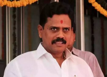 ठाण्यात ठाकरेंचा निर्धार; गद्दारांचे डिपॉझीट जप्त होणार