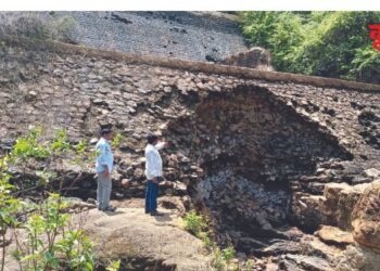 उमटे धरणाच्या मालकांनी तोंड लपवले