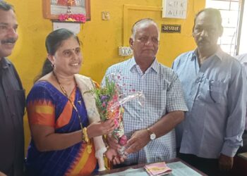 मुख्याध्यापकपदी अर्चना खोत