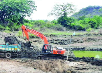 सराईकरांच्या मदतीला चित्रलेखा पाटील