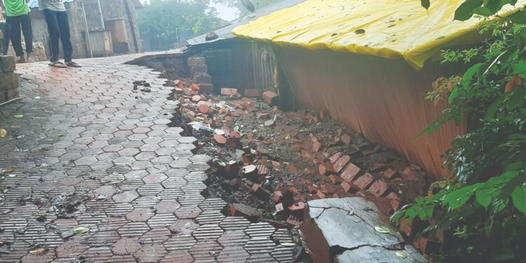 पहिल्या पावसात माथेरानची दैना