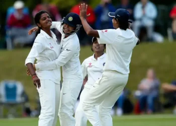 निरंजना नागराजनची निवृत्तीची घोषणा