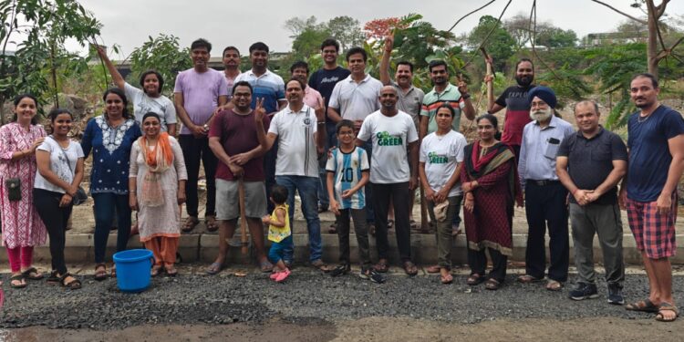 वृक्षारोपण व संवर्धन उपक्रम