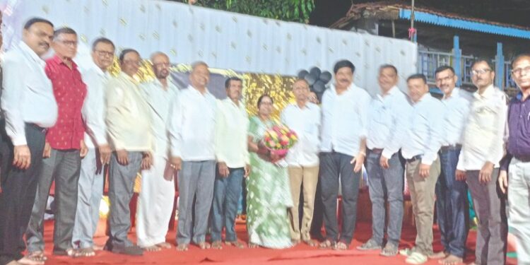 स्मिता सानप सेवानिवृत्त