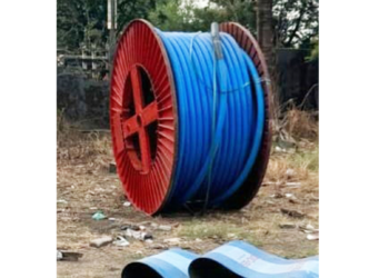 रस्त्यालगतचे सरकारी पाईप चोरणारा गजाआड