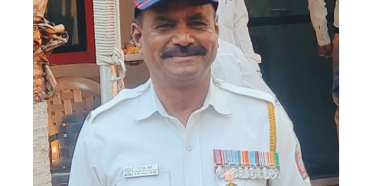 वाहतूक पोलिसाचे अपघाती निधन