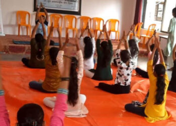 एलएसपीएम महाविद्यालयामध्ये योग दिन उत्साहात