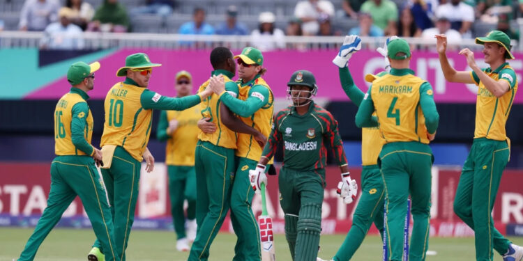 दक्षिण आफ्रिकेची बांगलादेशवर मात