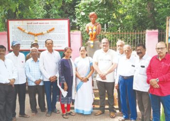 तपस्वी रामजी लक्ष्मण घरत यांना अभिवादन