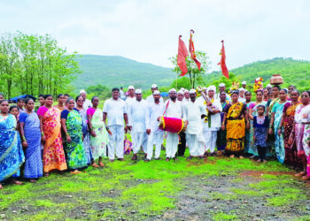 भरडखोल गावची वारी पंढरपूरकडे मार्गस्थ