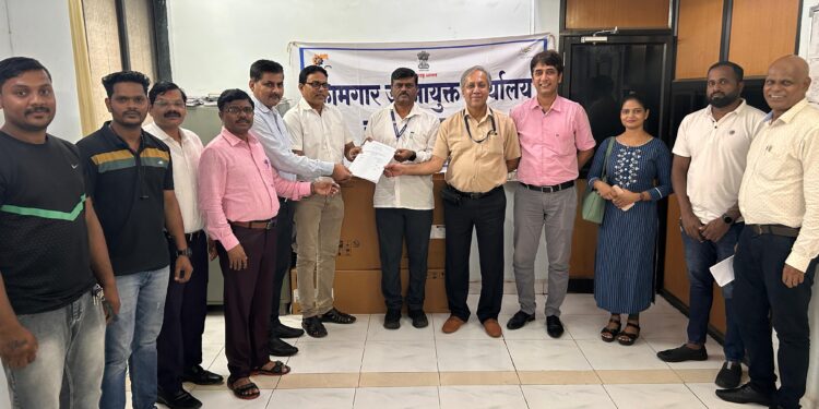 रखडलेला वेतनकरार संपन्न