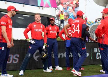 विश्‍वचषकातील इंग्लडचा मार्ग खडतर