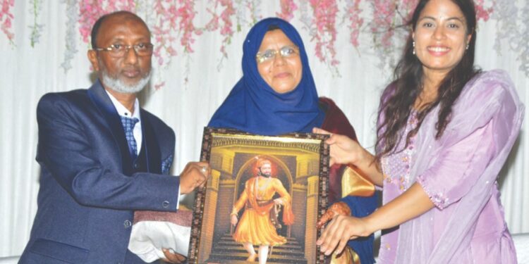 पोस्टमास्टर हमदुले सेवानिवृत्त