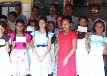 श्रीवर्धन आगाराकडून विद्यार्थ्यांना सवलत