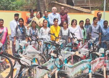 सद्भाव फाउंडेशन तर्फे सायकल वाटप