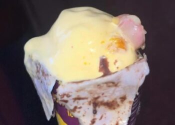 धक्कादायक! आईस्क्रीम कोनमध्ये आढळला बोटाचा तुकडा