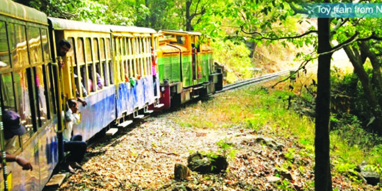 माथेरान शटलसाठी ऑनलाईन आरक्षणाची मागणी