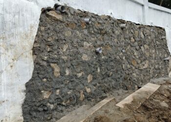 जिजामाता तलावातील भगदाड दुरुस्त