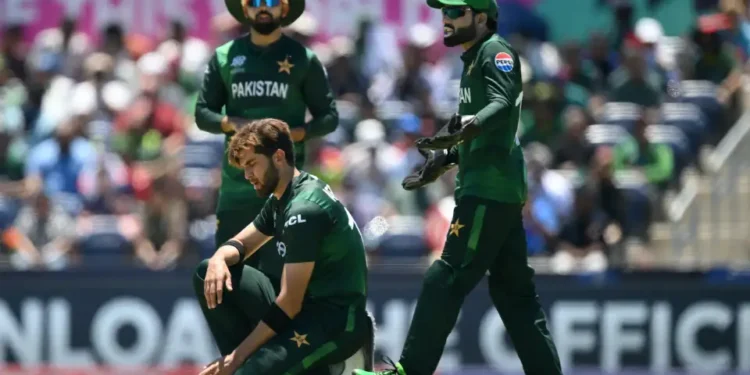 पाकिस्तानी खेळाडूंची होणार झाडाझडती