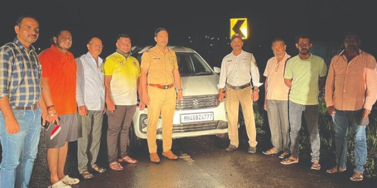 गोमांसाची वाहतूक करणारे गजाआड