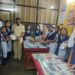 विद्यार्थ्यांना शाळेतच एसटी पासचे वाटप