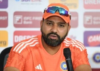 रोहितचे इंझमामला प्रत्युत्तर