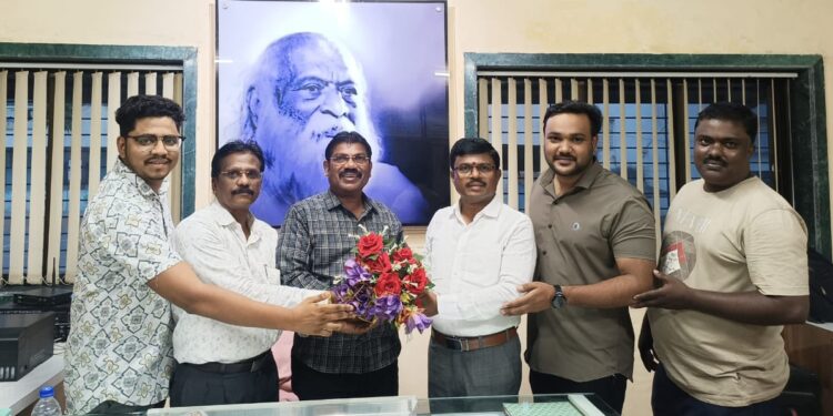 जिजामाता शिक्षण संस्थेत वृक्षारोपण