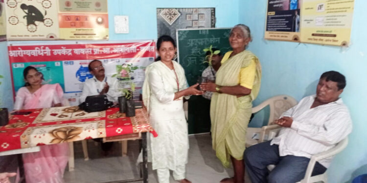 वाकस येथे अतिसार नियंत्रण सप्ताह