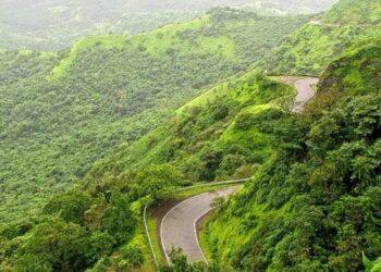 ‌‘कावळेसाद’ जमीन वाद पेटला