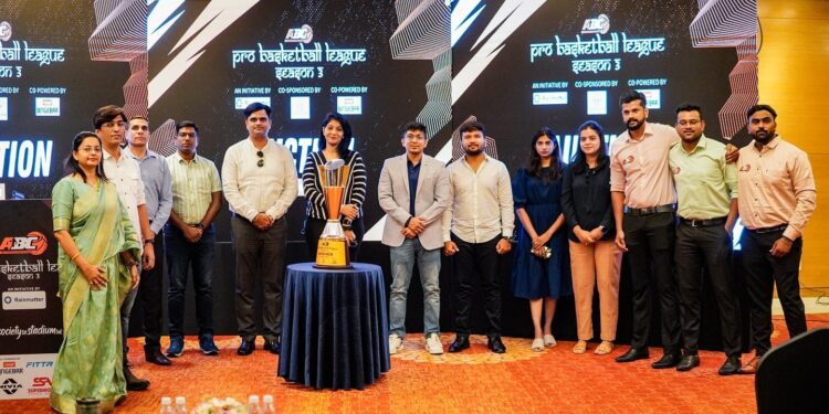 बास्केटबॉल लीगच्या तिसर्या हंगामाची घोषणा