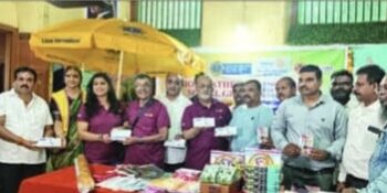 विद्यार्थ्यांना शैक्षणिक साहित्याचे वाटप