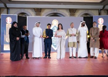 सुनील मांजरेकर यांना फाळके पुरस्कार