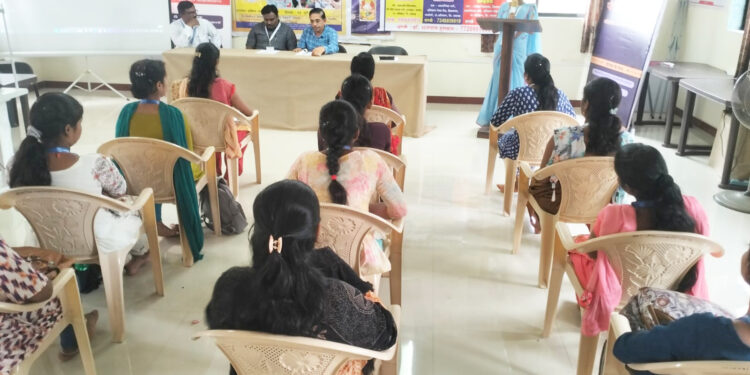 नर्सिंग प्रशिक्षण काळाची गरज