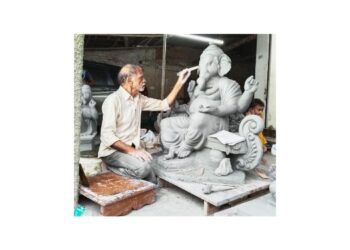 भगत कुटुंब चार पिढ्यांपासून साकारताहेत गणेशमूर्ती