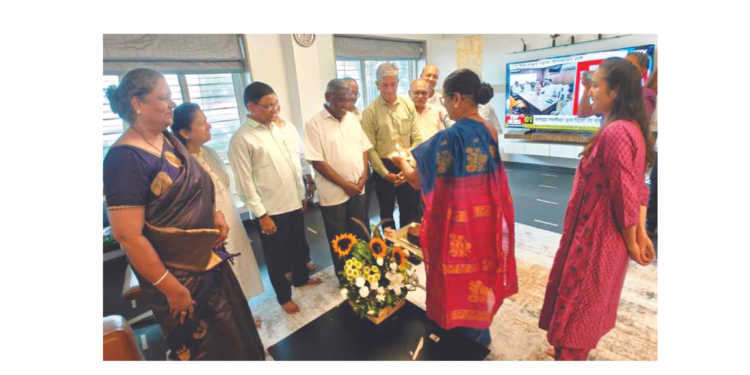 आमदार जयंत पाटील यांच्यावर शुभेच्छांचा वर्षाव