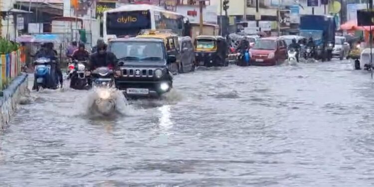 जिल्ह्यात पावसाचा कहर! सकल भाग पाणीमय; पुढील तीन तास धोक्याचे