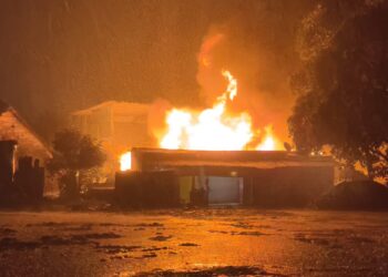 भंगाराच्या गोडाऊनला भीषण आग