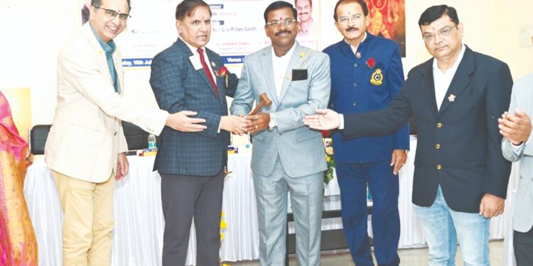 लायन्स क्लब मांडवाच्या अध्यक्षपदी जितेंद्र ठाकूर