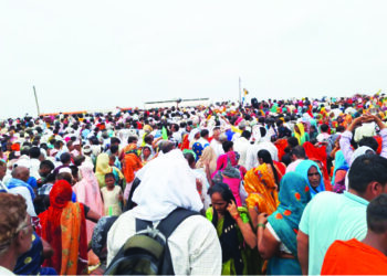 हाथरसमध्ये चेंगराचेंगरी; 122 जणांचा मृत्यू