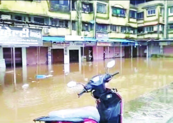 कोलाडमध्ये अनेकांच्या घरात पाणी