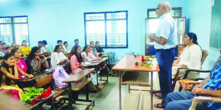 नेने महाविद्यालयात गुरुपौर्णिमेचा जल्लोष