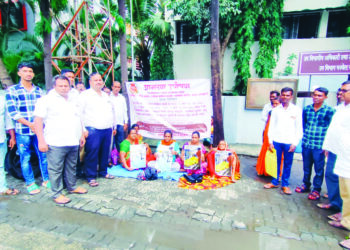 मुलानेच फसवणूक केल्याचा आईचा आरोप